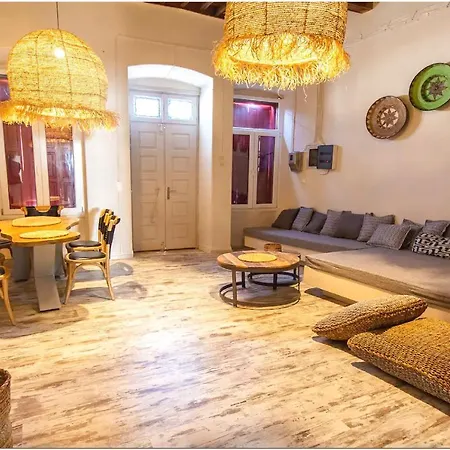 Mykonos Centre 8 Pax With Jacuzzi * Mykonos Town