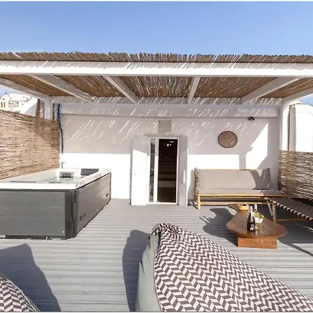 Mykonos Centre 8 Pax With Jacuzzi