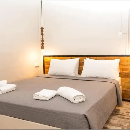 Mykonos Centre 8 Pax With Jacuzzi Villa *
